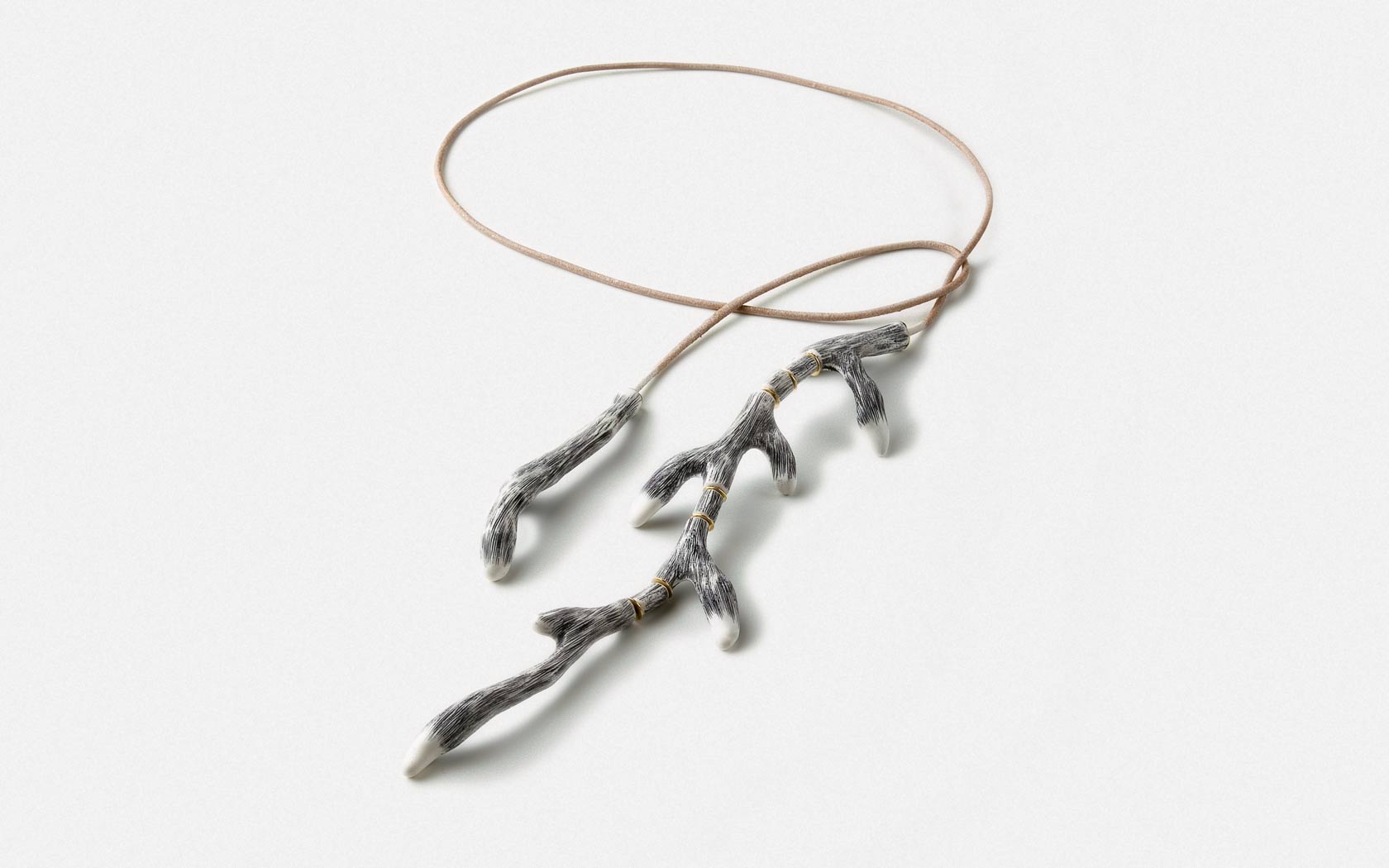 Jacomijn van der Donk - dutch design, jewelry, ring, necklace, - copyright 2024